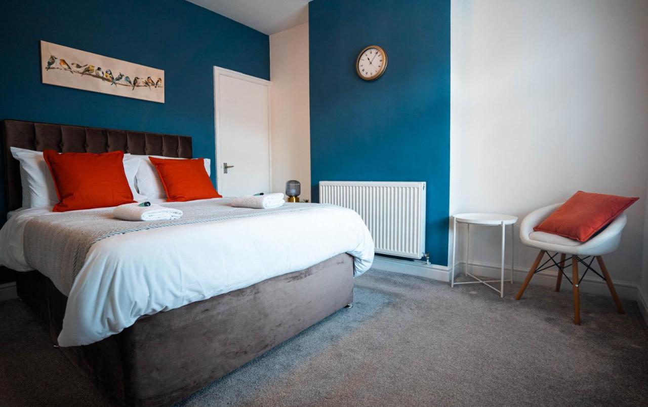 Comfortable House In Nuneaton Sleeps5 Free Parking Good Amenites Zewnętrze zdjęcie